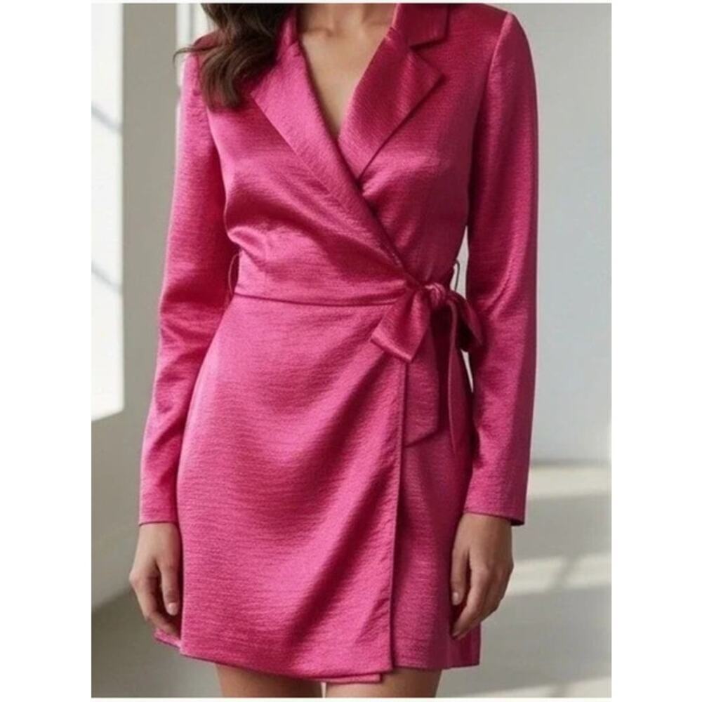Louna Pink Romper Collared SatinTie Front Long Sleeve Barbiecore Pink US 4